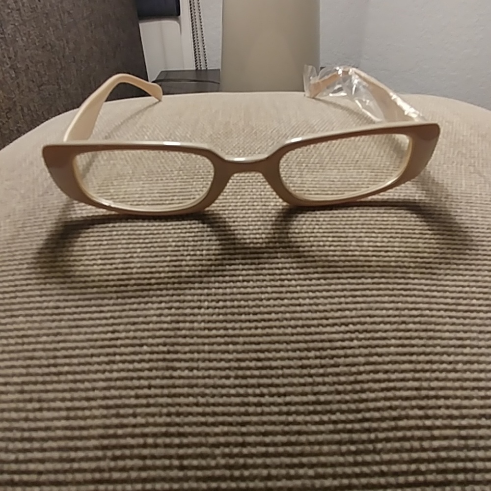Optical/ Eyeglasses